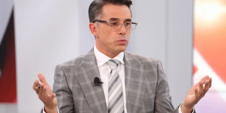 Entre cámaras de TV y curules: Sergio Mayer deja Morena tras años de polémica
