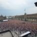 ARMY invade el Zócalo de la CDMX: BTS sale al balcón y estalla euforia