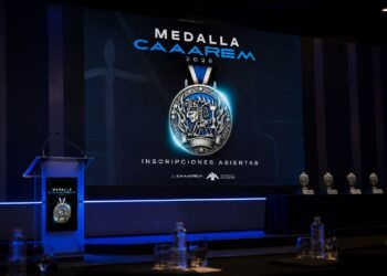 Crean la Medalla CAAAREM 2026 para reconocer a líderes del comercio exterior