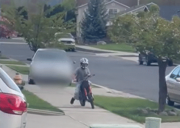 Caos en vecindario de Spokane por mujer que intentó atropellar a menor en minimoto