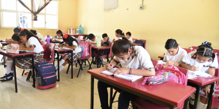 ¿Cambiarán las clases por el calor? Esto se decidió en Campeche