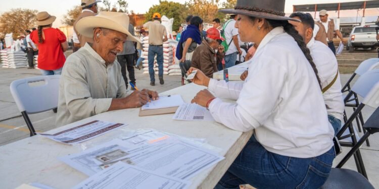 ¿Se reactiva el campo campechano? Arranca mega distribución de fertilizantes