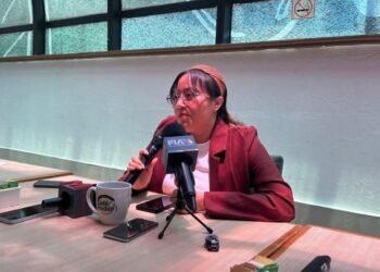 María Adela explica su hospitalización y denuncia violencia familiar contra su madre