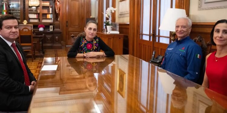 Pemex cambia de mando: sale Víctor Rodríguez y entra Juan Carlos Carpio