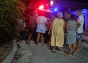 “¿Qué culpa tienen los niños?”; Día de las madres termina entre gritos, copas y patrullas