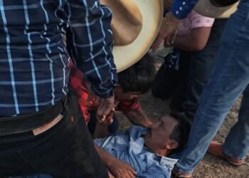 ¡Terror en la pista! Jinete sufre brutal caída en Palizada. Esto pasó