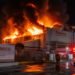 Incendio en planta de Bachoco: controlan el fuego, pero crece la incógnita sobre el destino de las aves
