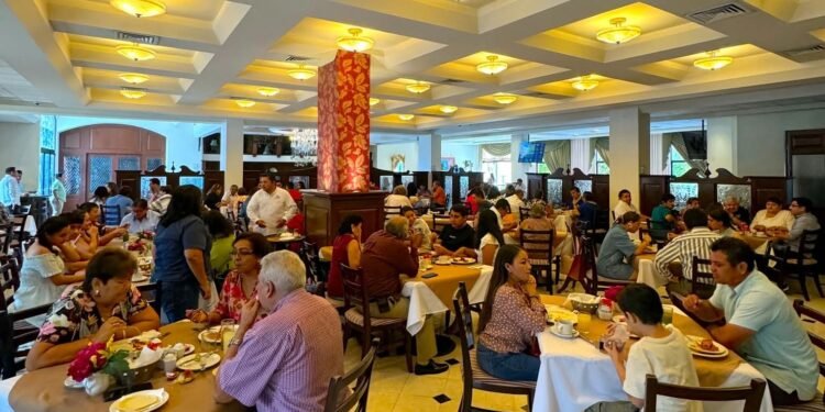 ¿Ya reservaste? Restaurantes esperan “lluvia” de clientes por festejos de mayo