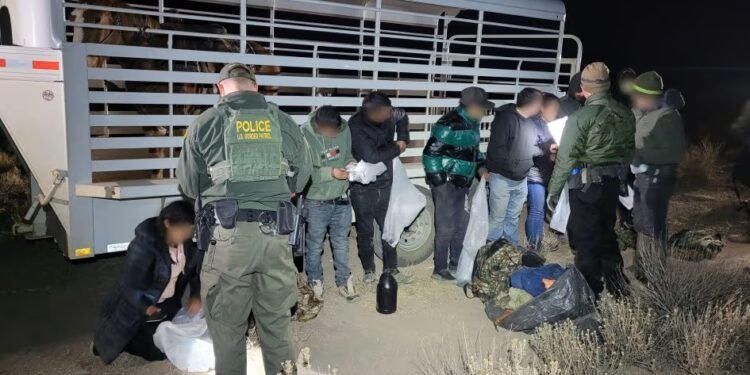 La Embajada de EU difunde captura de migrantes; redes exigen reforzar frontera