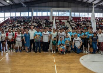 ¿Quién dijo que los maestros no compiten? Arrancan juegos magisteriales