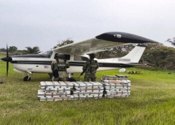 Misterio en el cielo de Campeche termina en decomiso millonario de cocaína