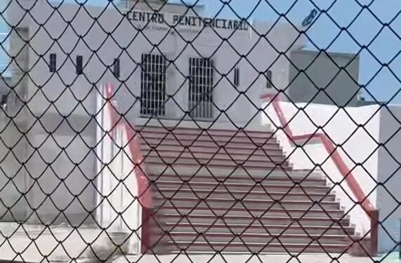 ¿Se querían pelar? Encienden alarma en el penal de Carmen por presunto motín