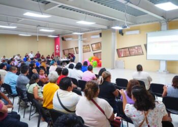 ¿Tráfico de plazas en la SEDUC? Docentes exigen realizar auditoría por irregularidades