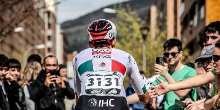 Isaac del Toro vuelve a brillar en Europa y se acerca al liderato en Francia