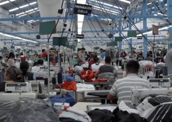 Del Bajío al mundo: México fabrica los jerseys que acompañan al Tri en el Mundial