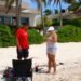 Extranjera reclamó una playa como suya y terminó provocando una fiesta mexicana