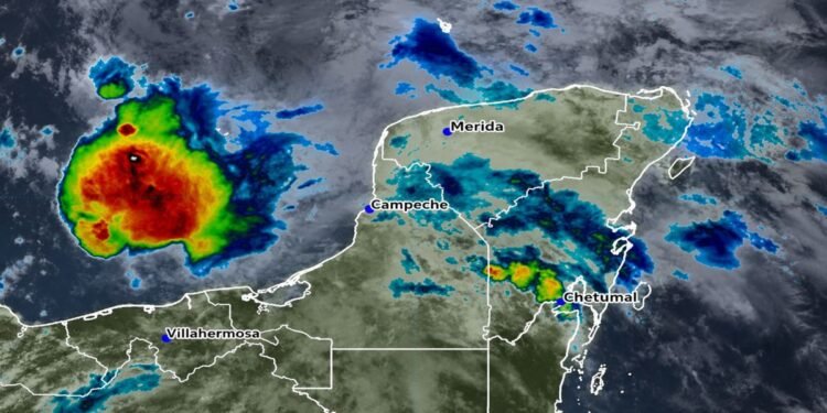 Entre lluvias intensas y fuertes vientos, así avanza la amenaza meteorológica en el sureste