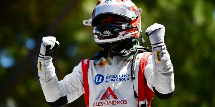 Noel León hace historia en Mónaco y México tiene una nueva estrella al volante