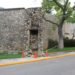 Lluvias golpean murallas históricas; deslave alerta en el Baluarte de Santiago