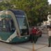 ¿No lo vio venir? Imprudencia al volante termina en choque contra el Tren Ligero