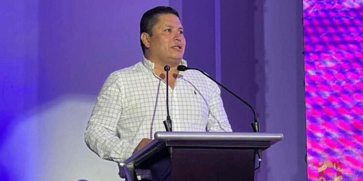 ¿Va por un nuevo reto político? César Marín renuncia al Gobierno en Carmen