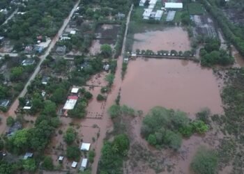 El agua no da tregua: Bonfil enfrenta una de sus peores inundaciones