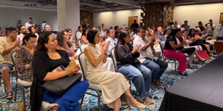 Rafael Marín Mollinedo toma el pulso a la economía de la Riviera Maya