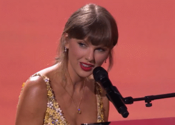 Taylor Swift sorprende en el estreno mundial de Toy Story 5
