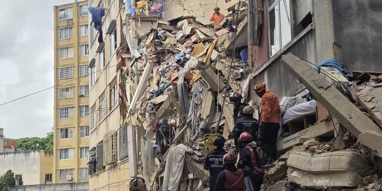 México se suma al rescate internacional tras tragedia sísmica en Venezuela