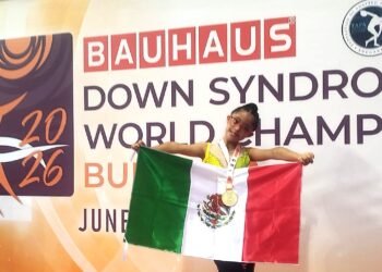 Karime Zoé pone a México en la cima del mundo en gimnasia rítmica con cinco medallas en Bulgaria