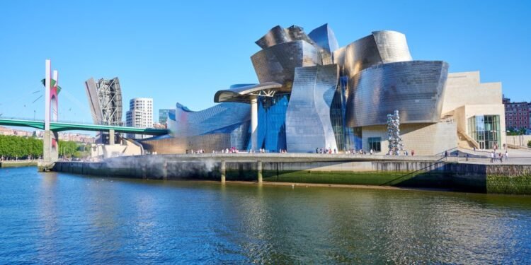 Tú también puedes nominar una maravilla del mundo; Guggenheim Bilbao ya busca un lugar entre las siete