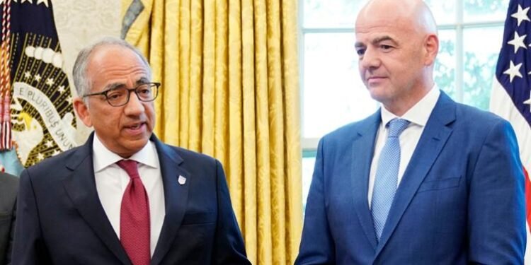 ¡Explota la FIFA! mano derecha de Infantino lo abandona y destroza su proyecto estrella