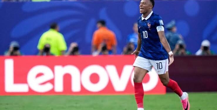 ¡La Bota de Oro está en llamas! Messi manda, pero Mbappé promete una batalla