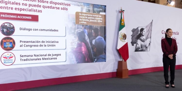 Solo 16 estados regulan el uso del celular en las aulas; Campeche está en la lista