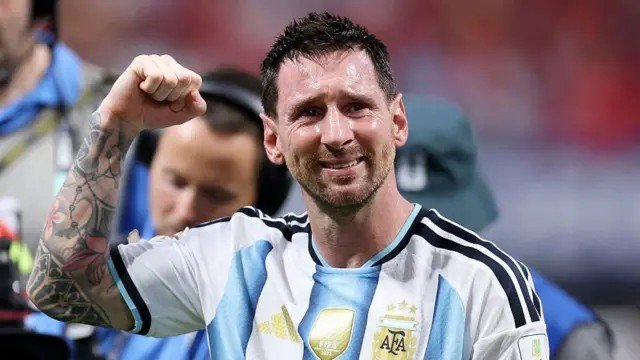 ¿Será la última batalla de Messi? Argentina e Inglaterra buscan la final del Mundial