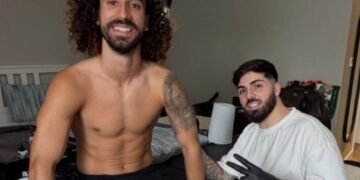 De las palabras a la piel: Cucurella se tatúa a Luis de la Fuente después del mundial
