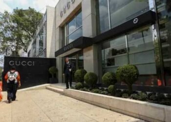 Robo de lujo en la capital del país: asaltan boutique Gucci en la zona de Polanco