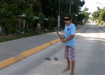 ¡Terror en La Ermita! Madre denuncia amenazas con hacha y teme una tragedia