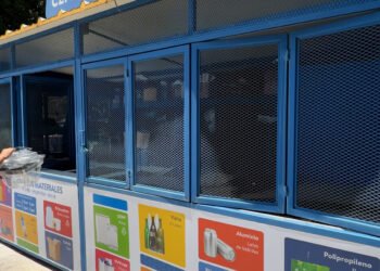 ¿Ropa vieja en casa? Recíclala y ayuda a proteger las playas y manglares
