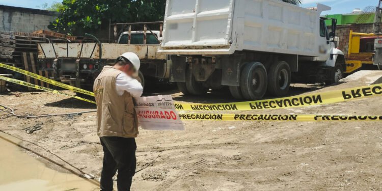 Multa de 234 mil pesos y clausura: Profepa sanciona obras en Ciudad del Carmen