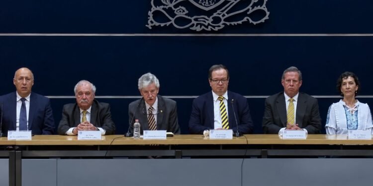 Miles de jóvenes vuelven a la incertidumbre; la UNAM confirma examen presencial para validar el ingreso 2026