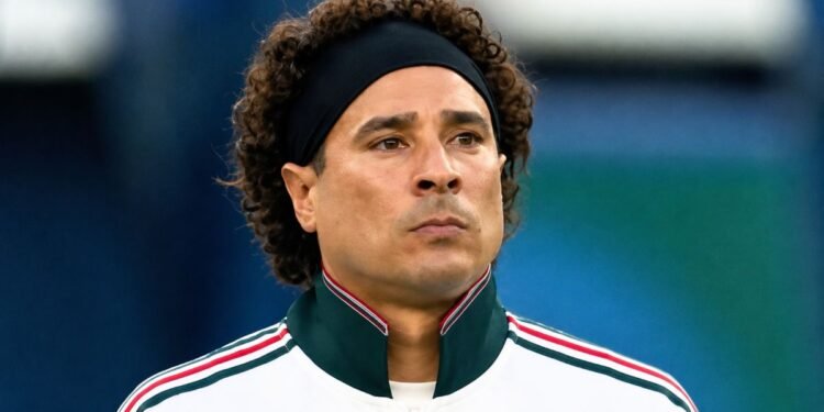 El adiós de Memo Ochoa une a la afición; las redes se llenan de mensajes de agradecimiento