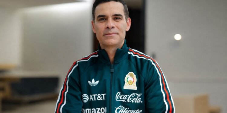 ¿El heredero perfecto? Rafa Márquez recibe la misión de devolver al Tri al protagonismo