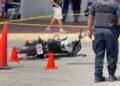 Fatal accidente bajo el puente de Seybaplaya; tractocamión arrolla a motociclista