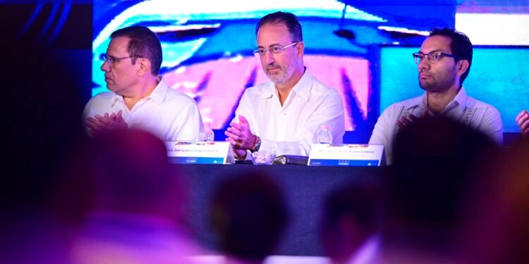 Cancún reúne a los protagonistas de las aduanas mexicanas