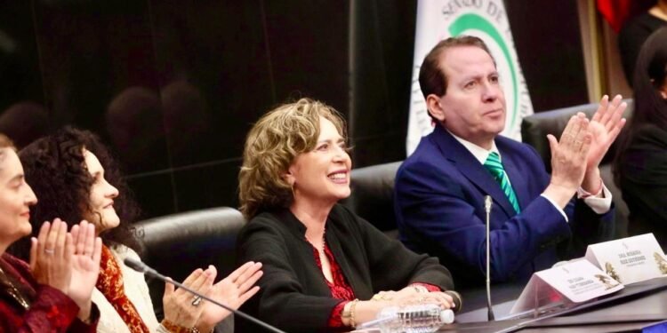 Del auto Olinia a Coatlicue: presentan avances científicos ante legisladores