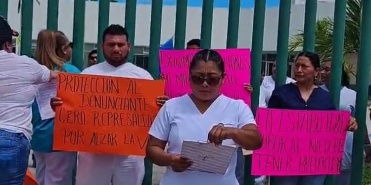 ¿Qué ocurre dentro del Hospital de Mamantel? Enfermeras exigen respuestas