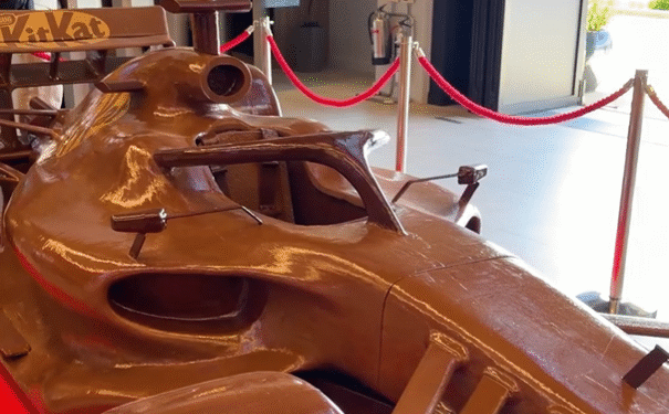 Velocidad, ingeniería… y chocolate: así es el nuevo auto de F1 que todos quieren probar