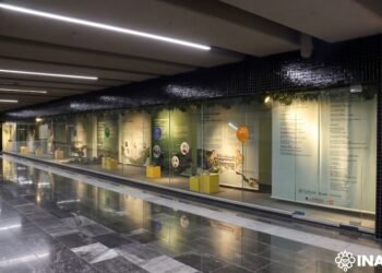 ¿Vas al Zócalo Capitalino? El viaje en Metro incluye un recorrido por la historia
