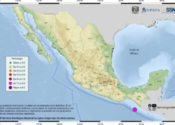 ¡Terremoto de 7.4 estremece México! Réplicas mantienen en alerta al Pacífico